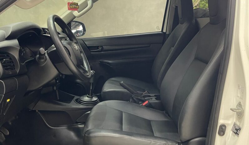 Toyota Hilux CS 4X4 2.8 TDI Diesel Mec. 2020 full