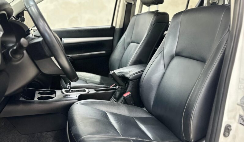 Toyota Hilux CD SRV 4X4 2.8 TDI Diesel Aut. 2021 full