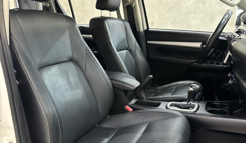 Toyota Hilux CD SRV 4X4 2.8 TDI Diesel Aut. 2021 full