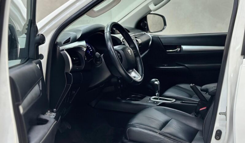Toyota Hilux CD SRV 4X4 2.8 TDI Diesel Aut. 2021 full