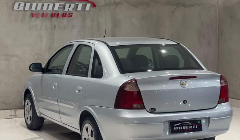 Chevrolet Corsa Sedan Premium full