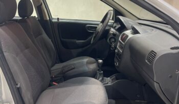 Chevrolet Corsa Sedan Premium full